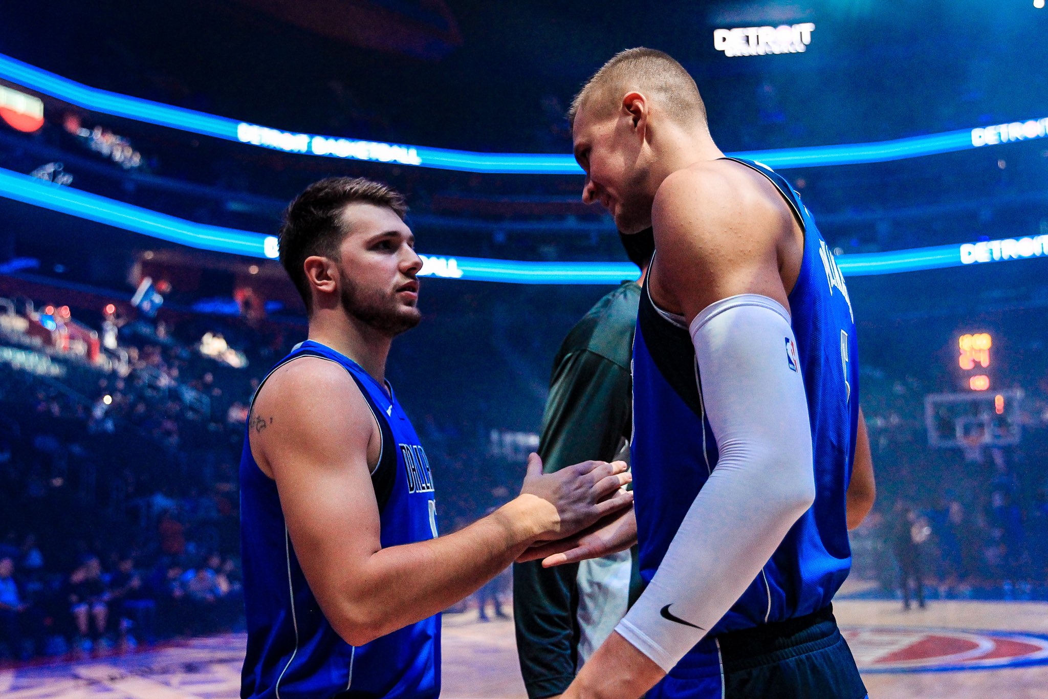 Luka Doncic y Kristaps Porzingis